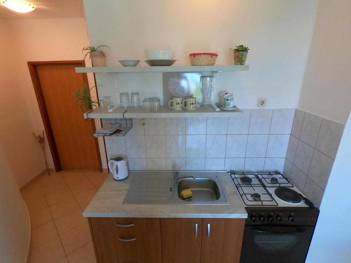 Apartments Stanko Петрчане Экстерьер фото