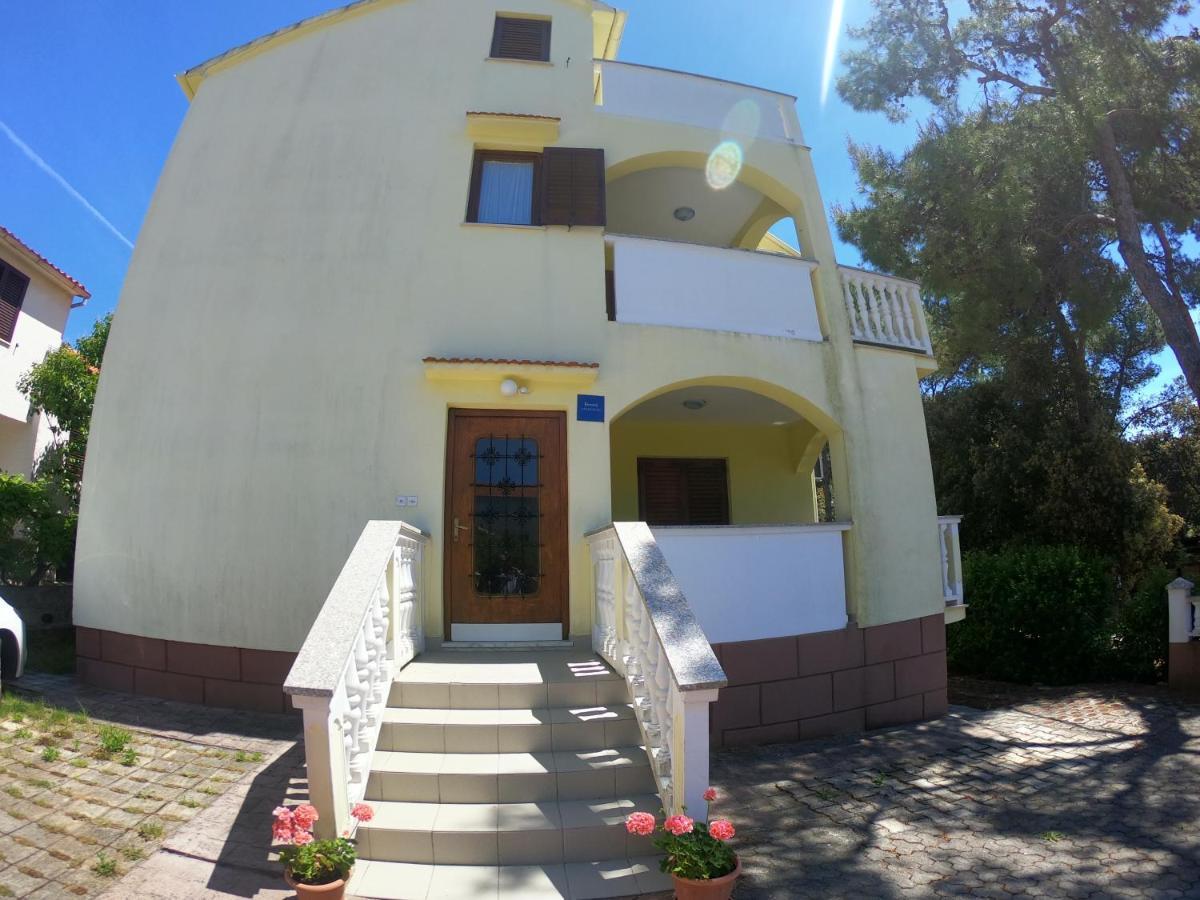 Apartments Stanko Петрчане Экстерьер фото