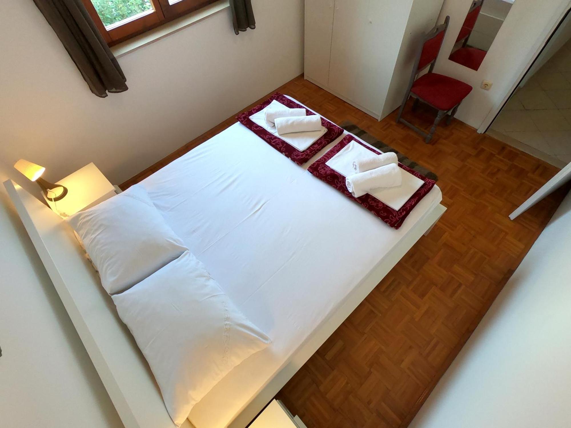 Apartments Stanko Петрчане Экстерьер фото